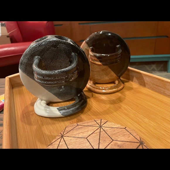 Toothbrush holder - Picture 2 of 4